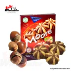 PMN Moore Chocolate Cookies with Soft Hazelnut Chocolate Filling 112g